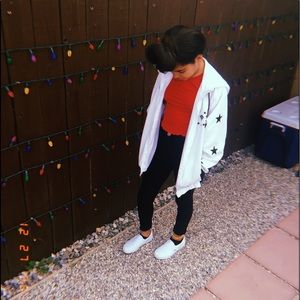 Meet your Posher, Ceara